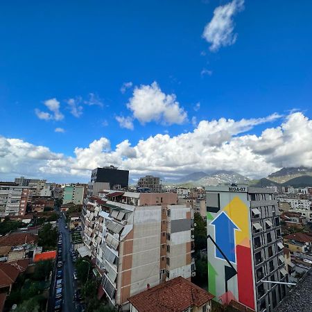 Balkan Rooftop Apartment Tirana Esterno foto